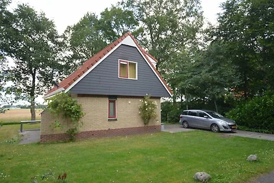 Schönes Ferienhaus mit großem Garten,