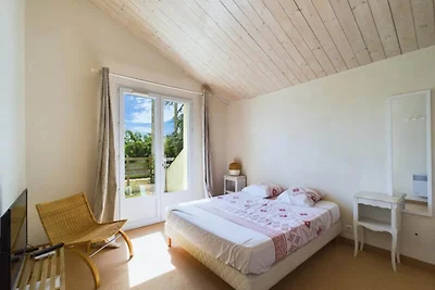 Haus in Brem-sur-Mer in der Nähe des Dunes...