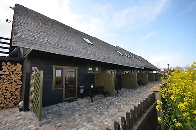 Gemütliches Cottage in Cisowo mit Garten