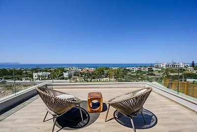 Villa a Heraklion con vista sulle montagne