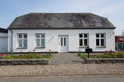 Ferienhaus in Neukirchen mit Barbecue
