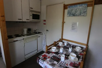 RUHIGES STUDIO FÜR 4 PERSONEN MIT...