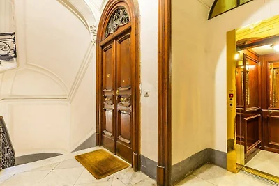 Piazza Amedeo Stijlvol appartement