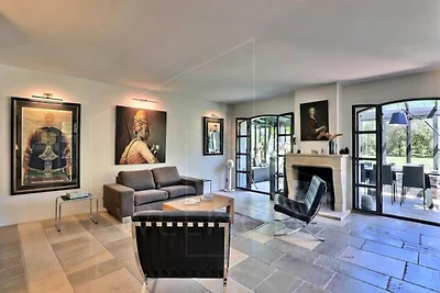 Haus in Ventabren mit Pool und Garten