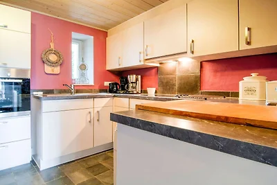 Luxuriöses Ferienhaus mit Sauna in Fauvillers