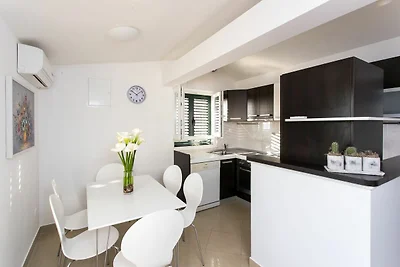 Apartment Marlo - Two-Bedroom Apartment with ...