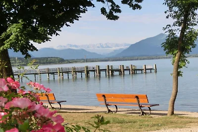 8 sur les rives du lac Chiemsee à Paulfischer