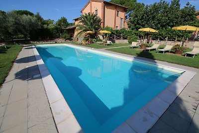 Bauernhaus mit Pool in Castiglione del Lago