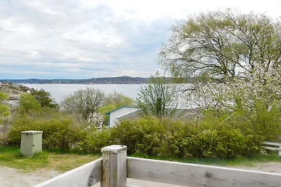 7 persone case ad LYSEKIL