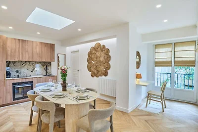 Modernes Apartment mit 2 Schlafzimmern im Zen...