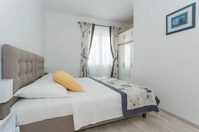 Apartments Oleander Sea View - Three Bedroom ...