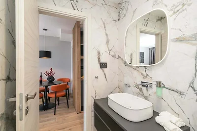 Apartments Villa Royale - Deluxe One Bedroom ...