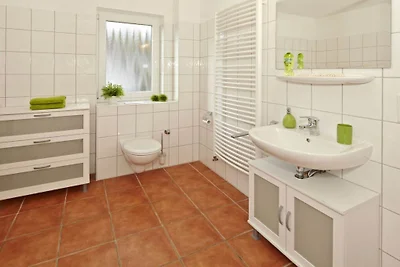 "Aileen" im Haus Riwa