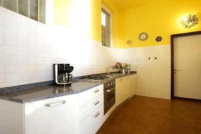 Villa in Pallanza (VB) mit Schwimmbecken