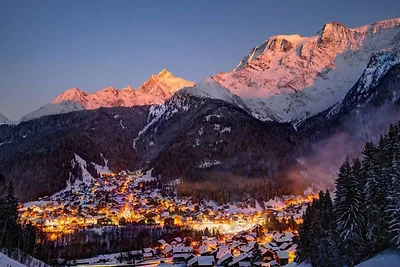 Studio-Residenz aus wei�en Steinen