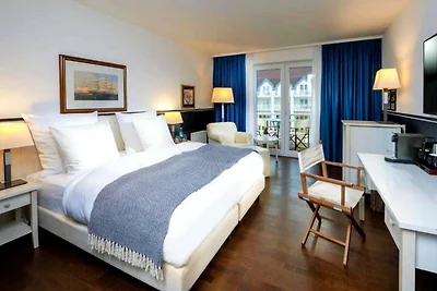 Hafendorf Sonntag Doppelzimmer mit Seeblick