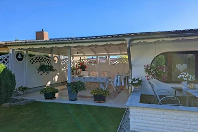 Affascinante bungalow a Neubukow vicino al Ma...