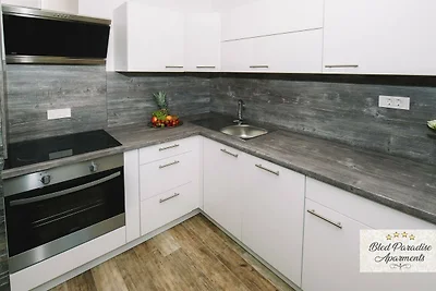 Bled Prestigious and Stylish Apartments - Cla...