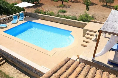 Hütte in Sineu mit Schwimmbecken