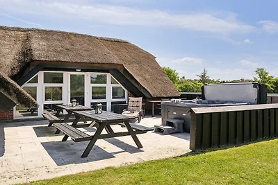 Tranquil Beach Retreat - By Traum...