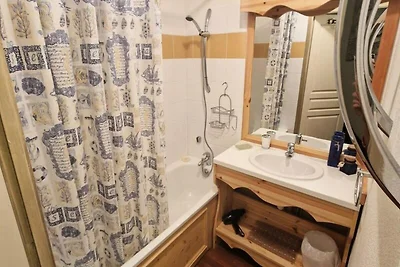 Ferienwohnung in der Nähe der Seilbahn in Les...