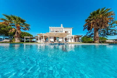 Villa in Pera in der Nähe des Meeresstrandes