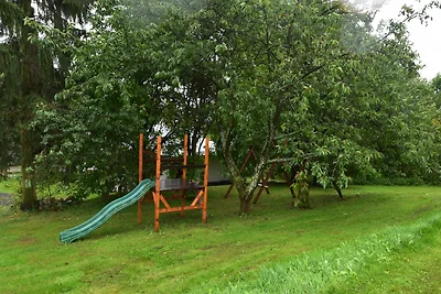 Amplia casa de vacaciones en Zlata Olesnice