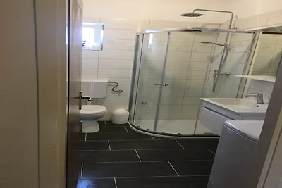Apartment Angie - Three Bedroom Apartment wit...
