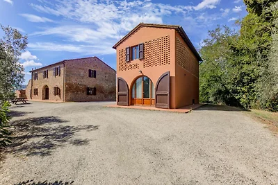 Landferienhaus in Gambassi Terme mit Garten