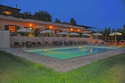 Bauernhaus in Montalto di Castro mitTerrasse