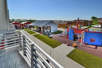 Komfortable Ferienhäuser, Pool, Sarbinowo