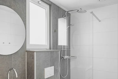 Geschickt eingerichtetes kleines Haus in eine...