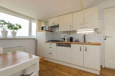 Helle Wohnung für 4 pax  nur wenige Gehminute...