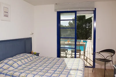 Schöne Villa mit Privatpool, nur 900 m vom St...