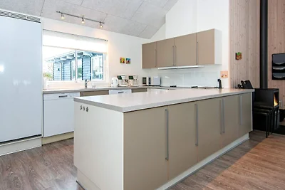 18 Personen Ferienhaus in Henne