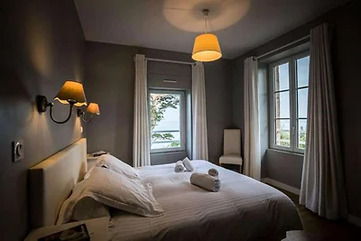 Haus mit Blick auf das Meer in Per