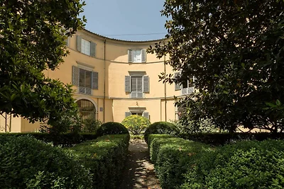 Appartement in Lucca met privé tuin