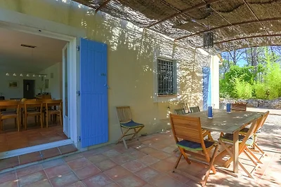 Confortevole villa con piscina privata