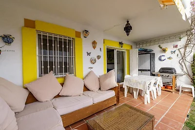 Appartement met tuin en gemeenschappelijk...