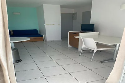 Coastal vacation apartment in Agde