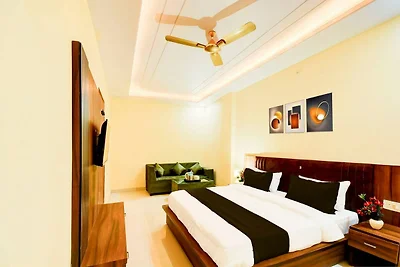 Hotel O Laxmi Nagar Jhotwara