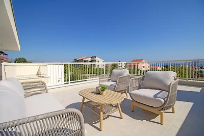 Strandvilla mit Pool in der Nähe von Split