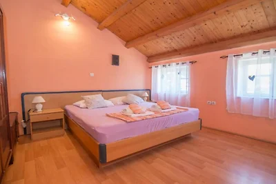 Apartments Bonic - Two Bedroom Apartment