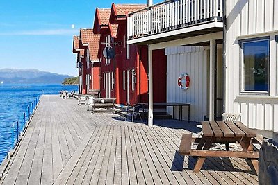 5 Personen Ferienhaus in Sjernarøy