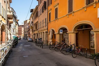 Apartment in Bologna with Terrace