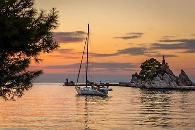 Apartments Kula - Comfort One Bedroom Apartme...