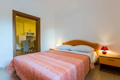 Standard Two Bedroom Apartment with Terrace (...