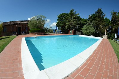 Appartamento con piscina e aria condizionata