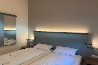 Ferienhaus mit Whirlpool und Sauna in Bad...
