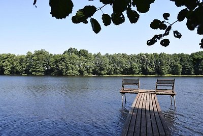 Doppelhaushälfte nur 300m vom See entfernt,...